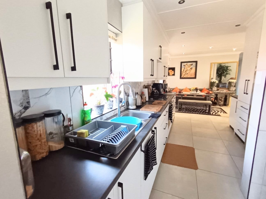 3 Bedroom Property for Sale in Ferreira Town Eastern Cape